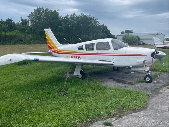 Arrow PA-28R-200 1973 .
