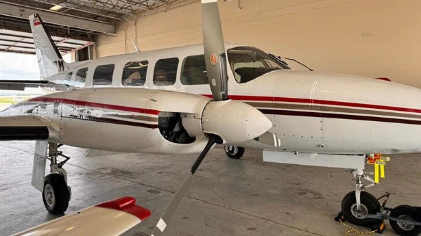 Piper NAVAJO CHIEFTAIN 1980 .
