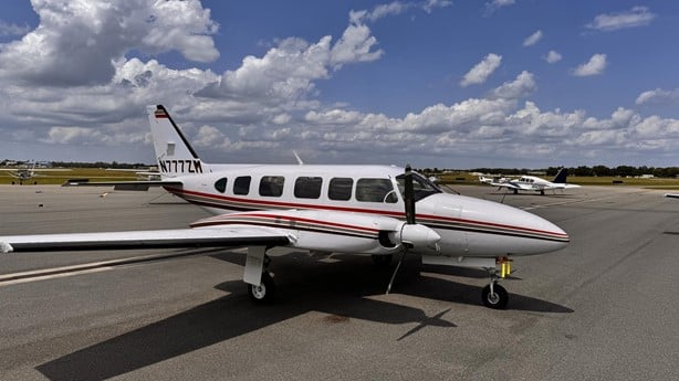 Piper NAVAJO CHIEFTAIN 1980 .
