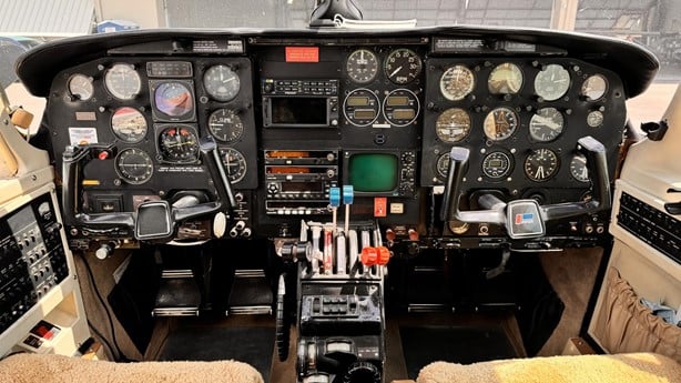 Piper NAVAJO CHIEFTAIN 1980 .