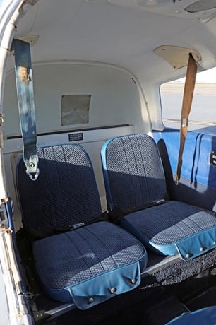 PIPER CHEROKEE 140  1977 ..