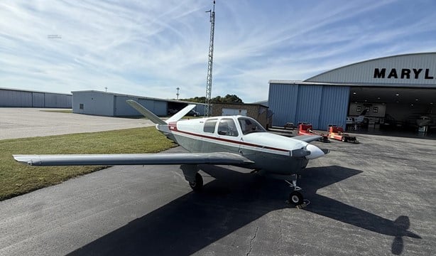 Beetchcraft D35 BONANZA 1953..